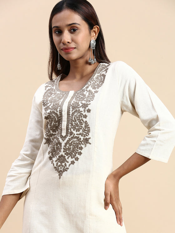 Cotton Embroidered Round Neck Straight Cut Sandal Kurti EK30