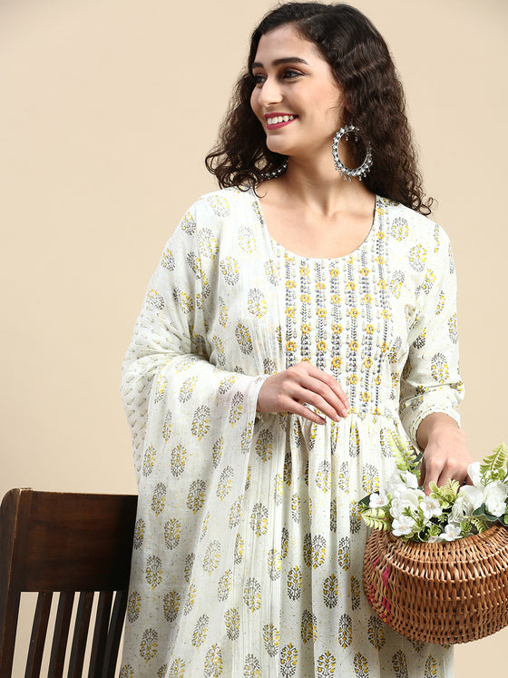 Beautiful Off White Printed & Embroidered Kurti Set PKS01