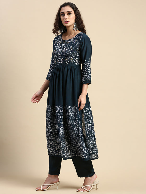 Elegant Green & White Printed Kurti Set EK18