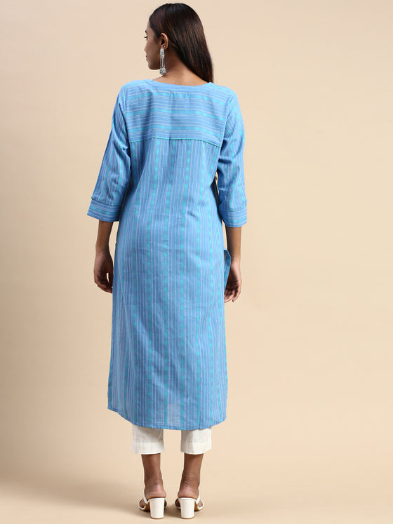 Cotton Embroidered Round Neck Straight Cut Blue Kurti EK39